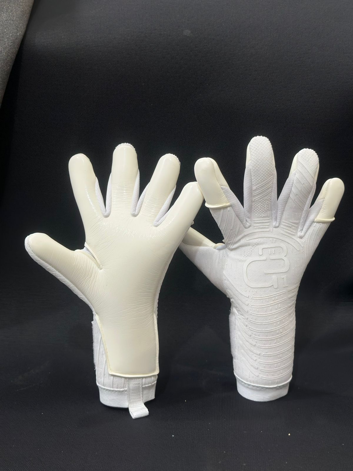 GB1 whirlwind range whiteout size 8⚪️